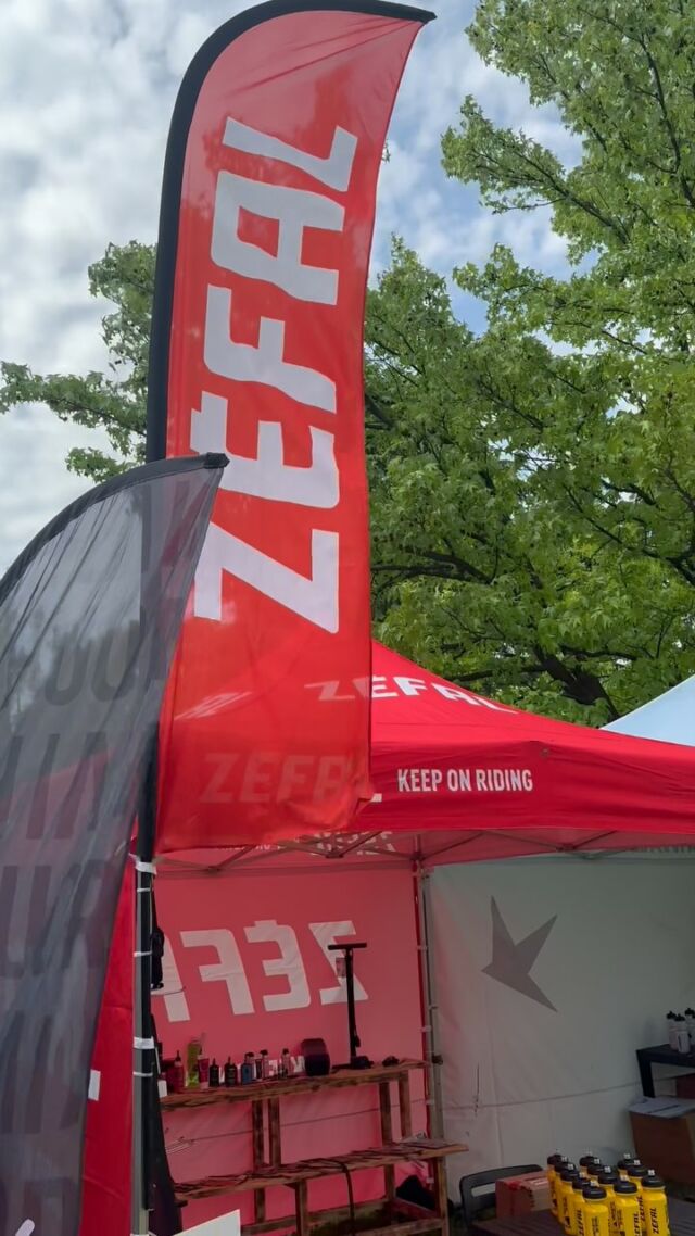 With @zefalbike @ @venetogravel 2025 #boninbike #youridewecare